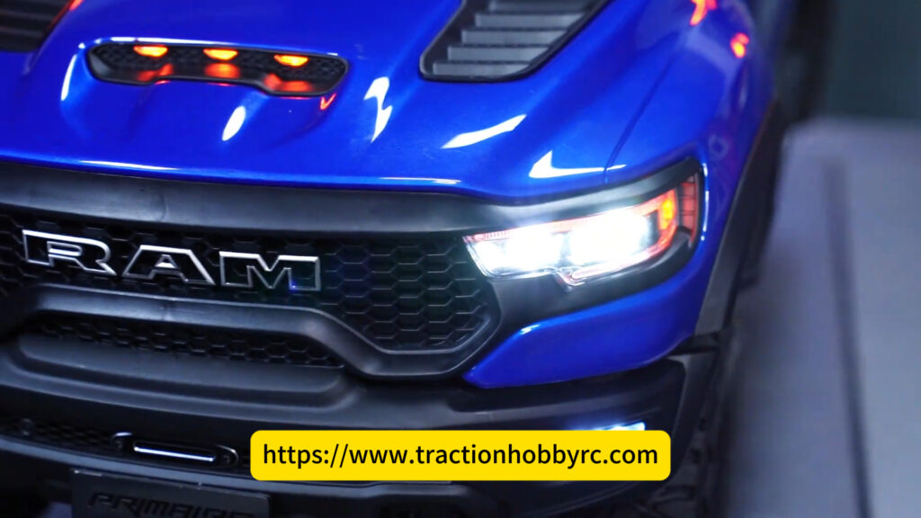 Tractionhobby RAM 1500 Headlight details