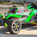 PD Racing T8 High Speed Off-road RC Car Green Overview